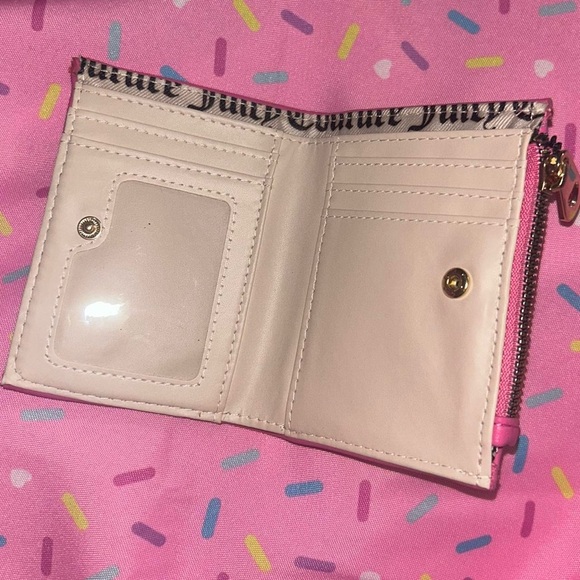 Juicy Couture Hot Pink Heart Wallet - Picture 2 of 5